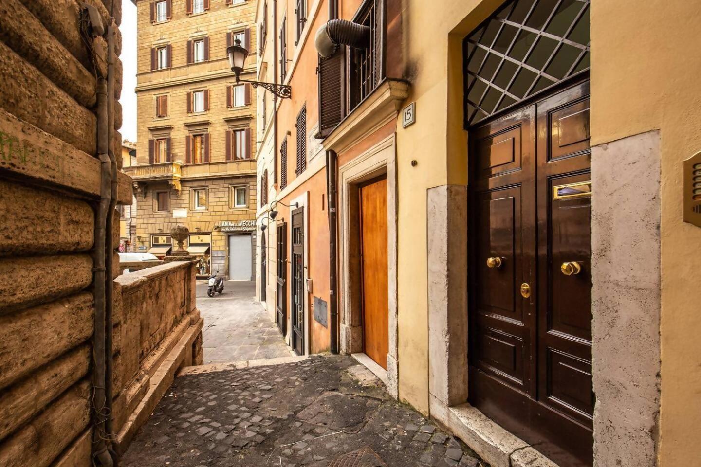 Spacious Flat By Piazza Navona Rome Exterior photo