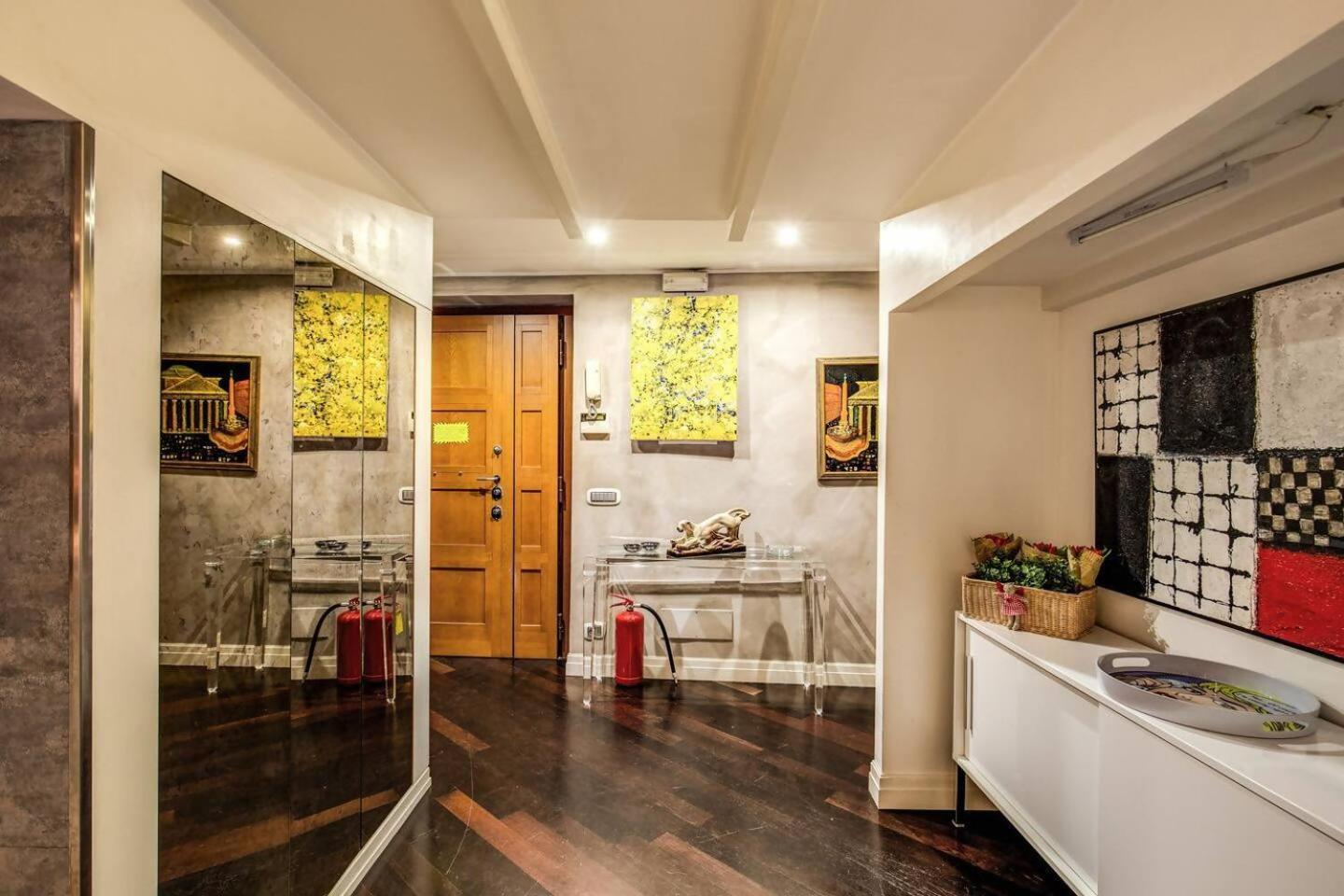 Spacious Flat By Piazza Navona Rome Exterior photo