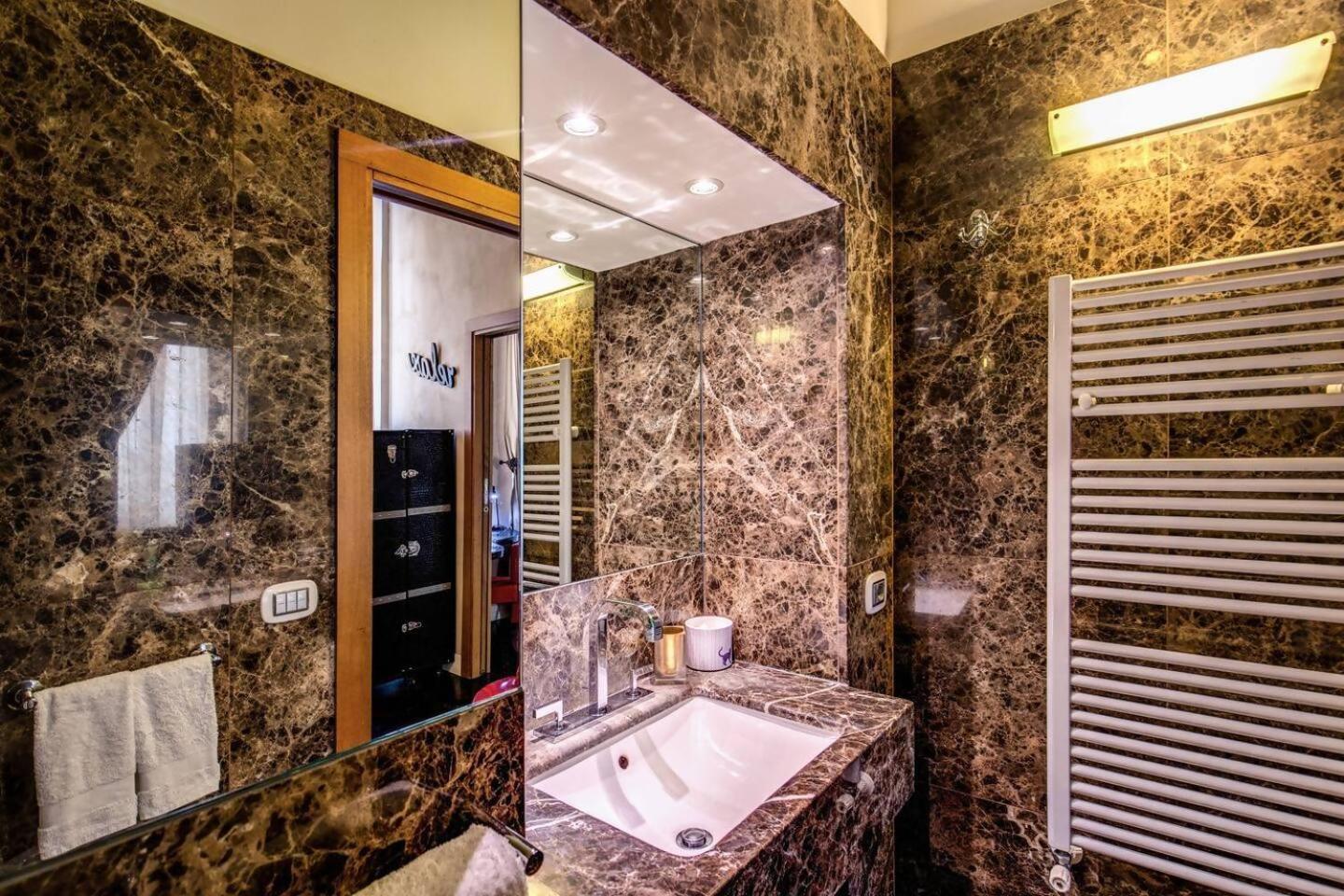 Spacious Flat By Piazza Navona Rome Exterior photo